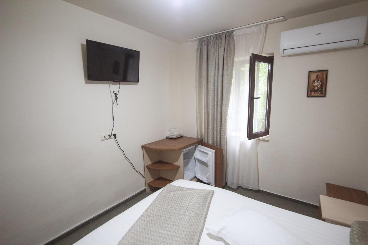 Teju Hotels Szlanik Kültér fotó